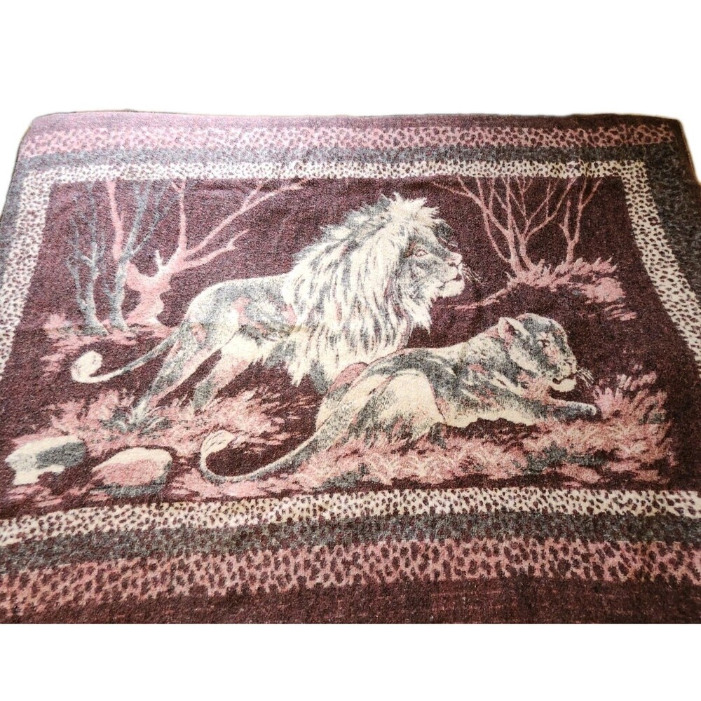Vintage Vicuna Lion Lioness Reversible Blanket Peru 64x80 Deep Maroon Color
